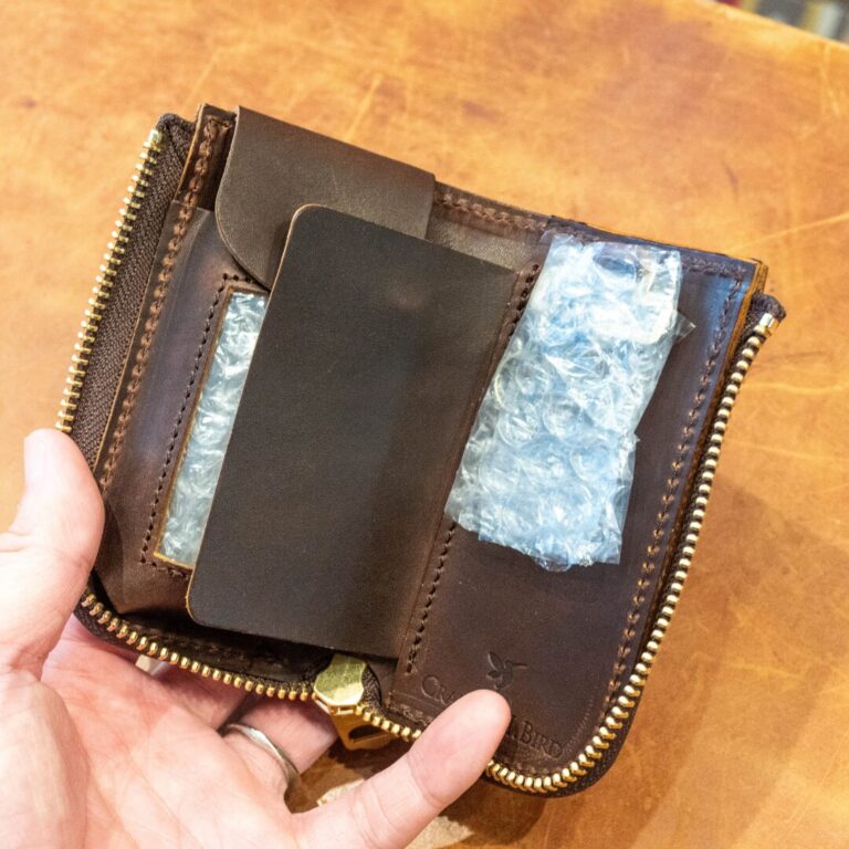 GROUND たつのハンドワックス ダークブラウン:中面・開き
